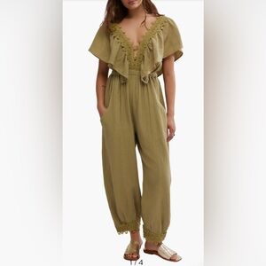 🌟Free people 🌟Bali Rolling Dunes Jumpsuit